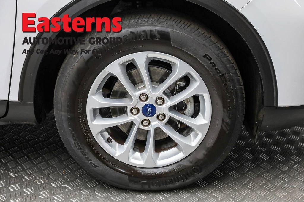 Used 2022 Ford Escape SE w/ Cold Weather Package image 30