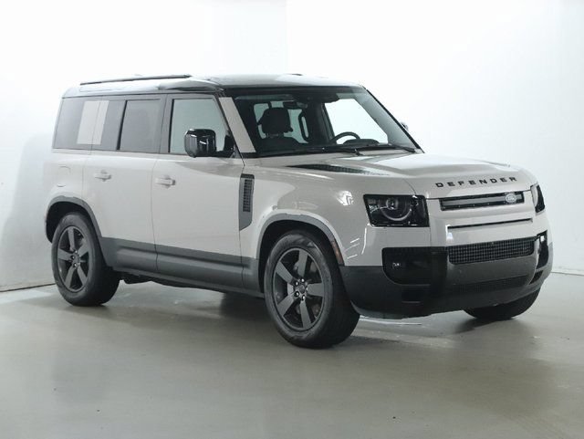 Used 2026 Land Rover Defender 110 S AWD/4WD image 11