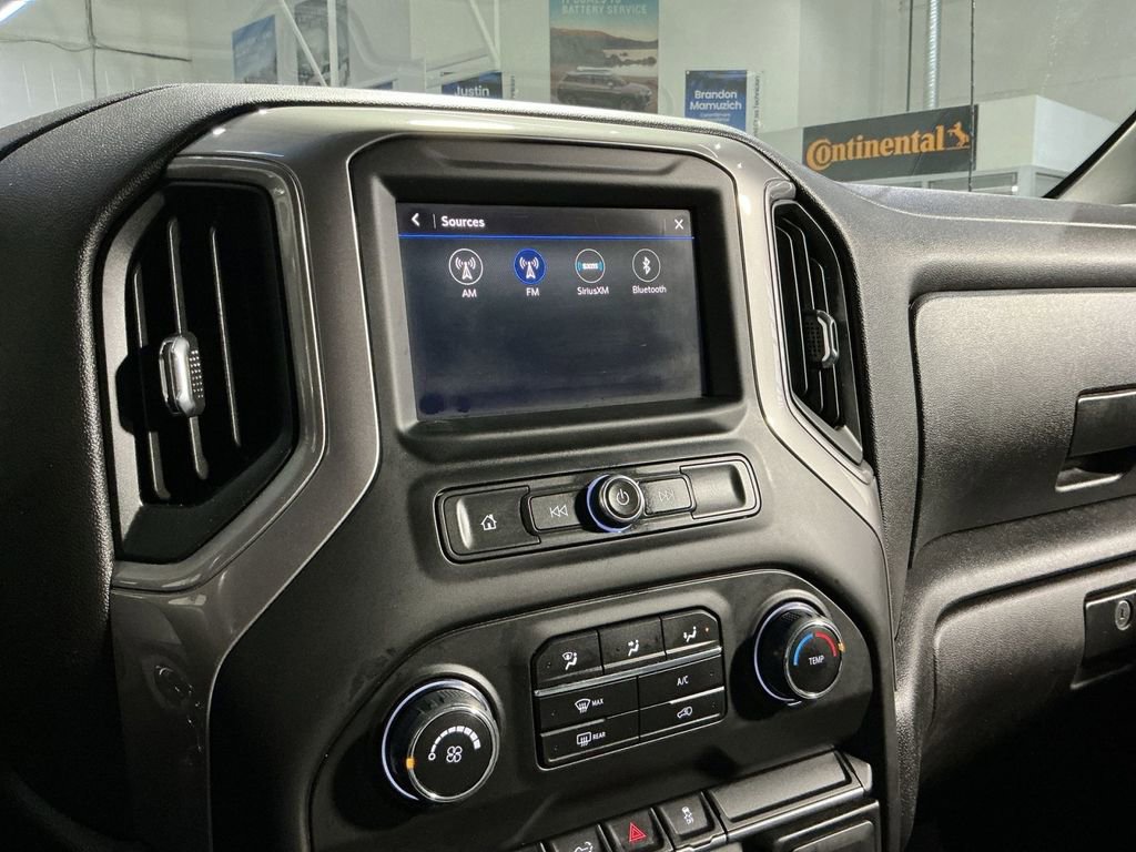 Used 2022 Chevrolet Silverado 1500 Custom image 26