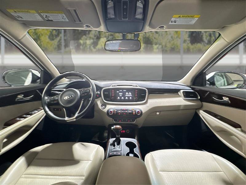 Used 2018 Kia Sorento EX AWD/4WD image 24