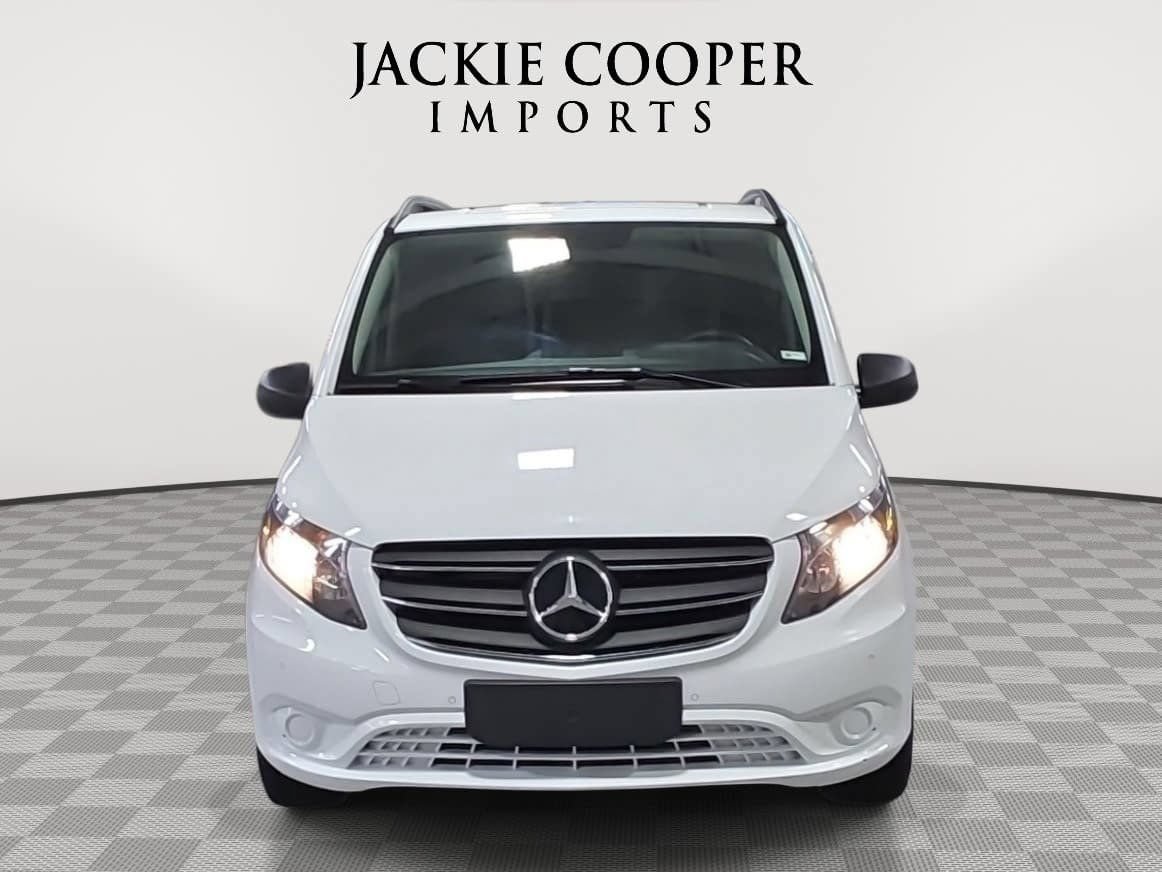 Used 2023 Mercedes-Benz Metris Passenger image 2