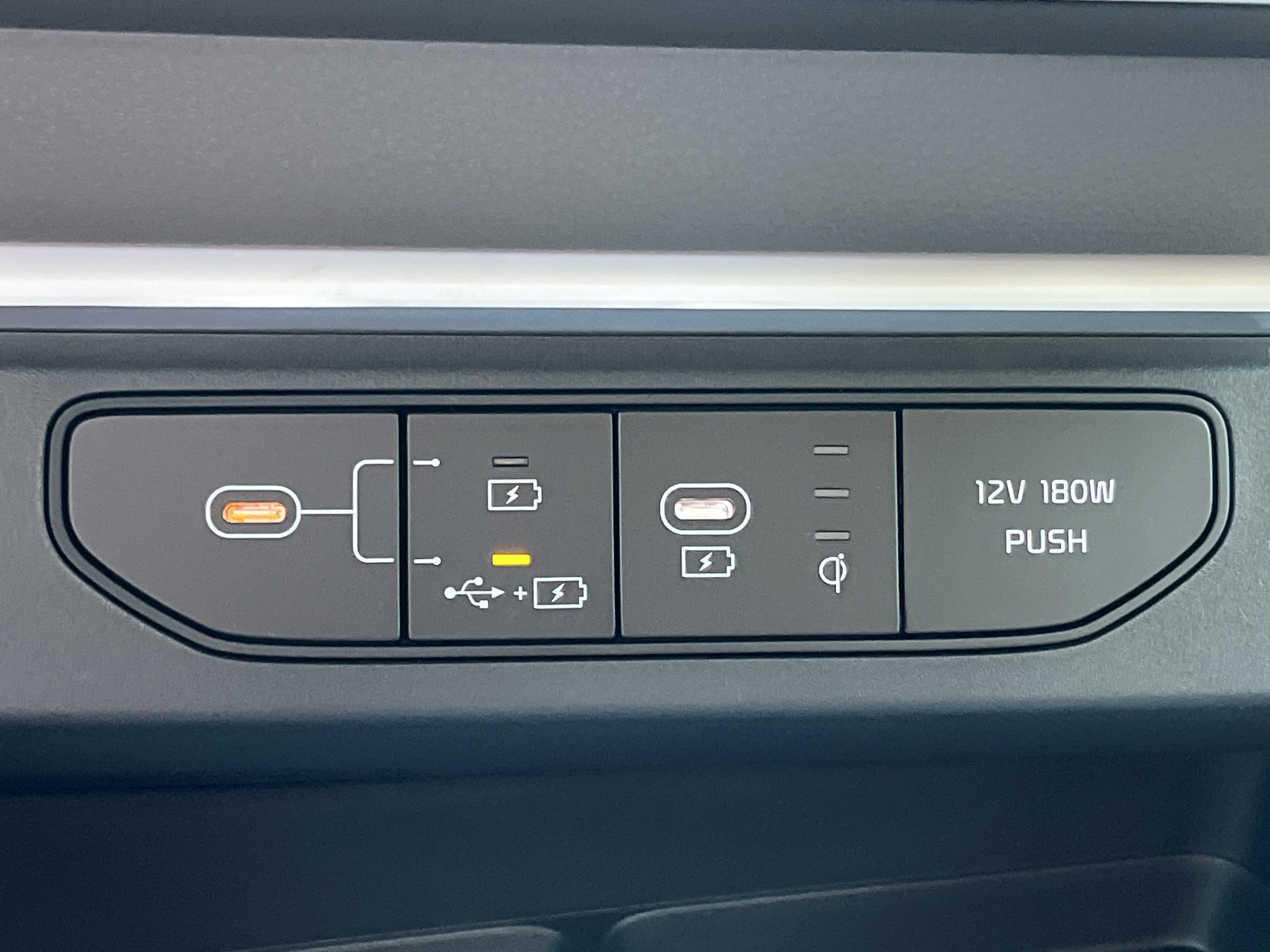 New 2026 Kia Carnival EX image 8