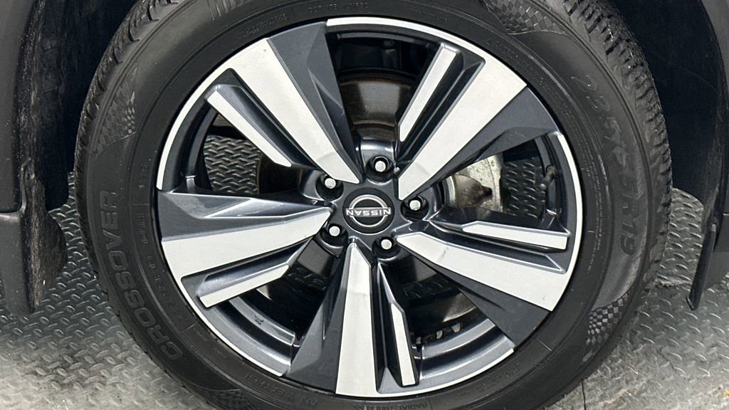 Certified 2023 Nissan Rogue SL w/ SL Premium Package AWD/4WD image 21