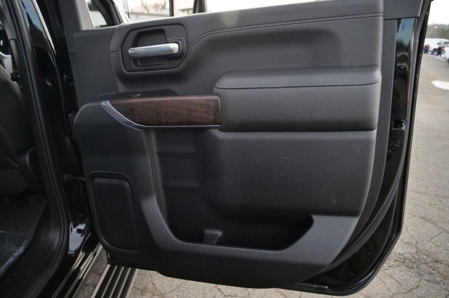 Used 2021 GMC Sierra 3500 Denali w/ Denali Ultimate Package image 45