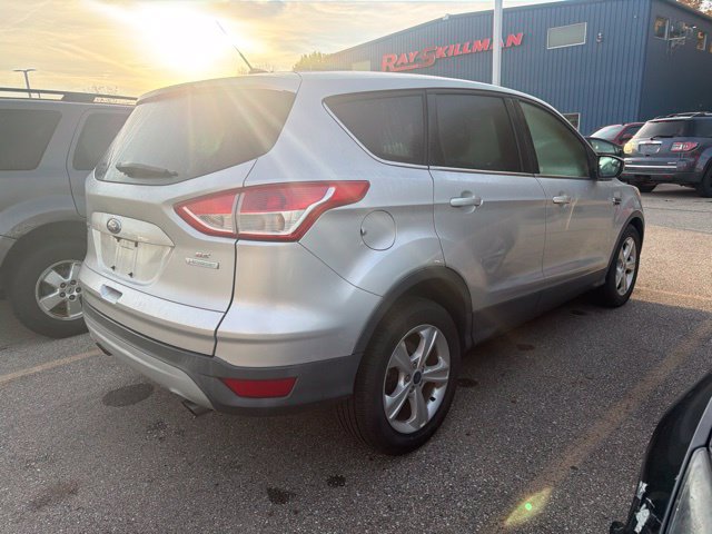 Used 2015 Ford Escape SE FWD image 5