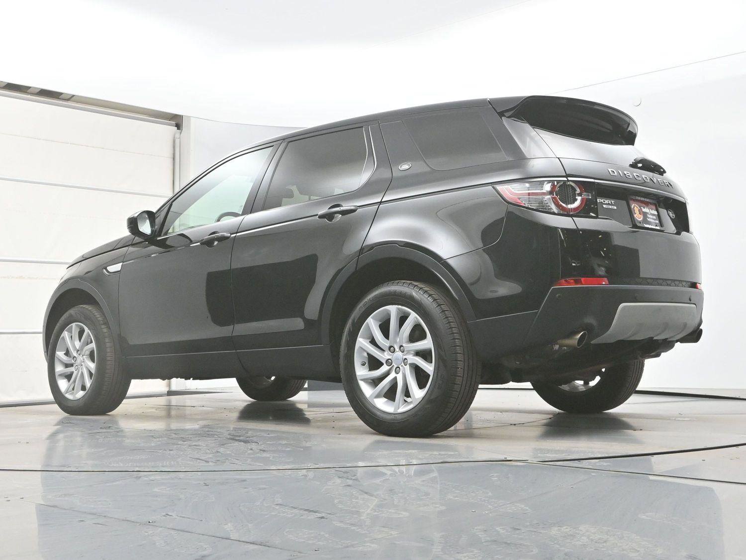 Used 2017 Land Rover Discovery Sport HSE image 33