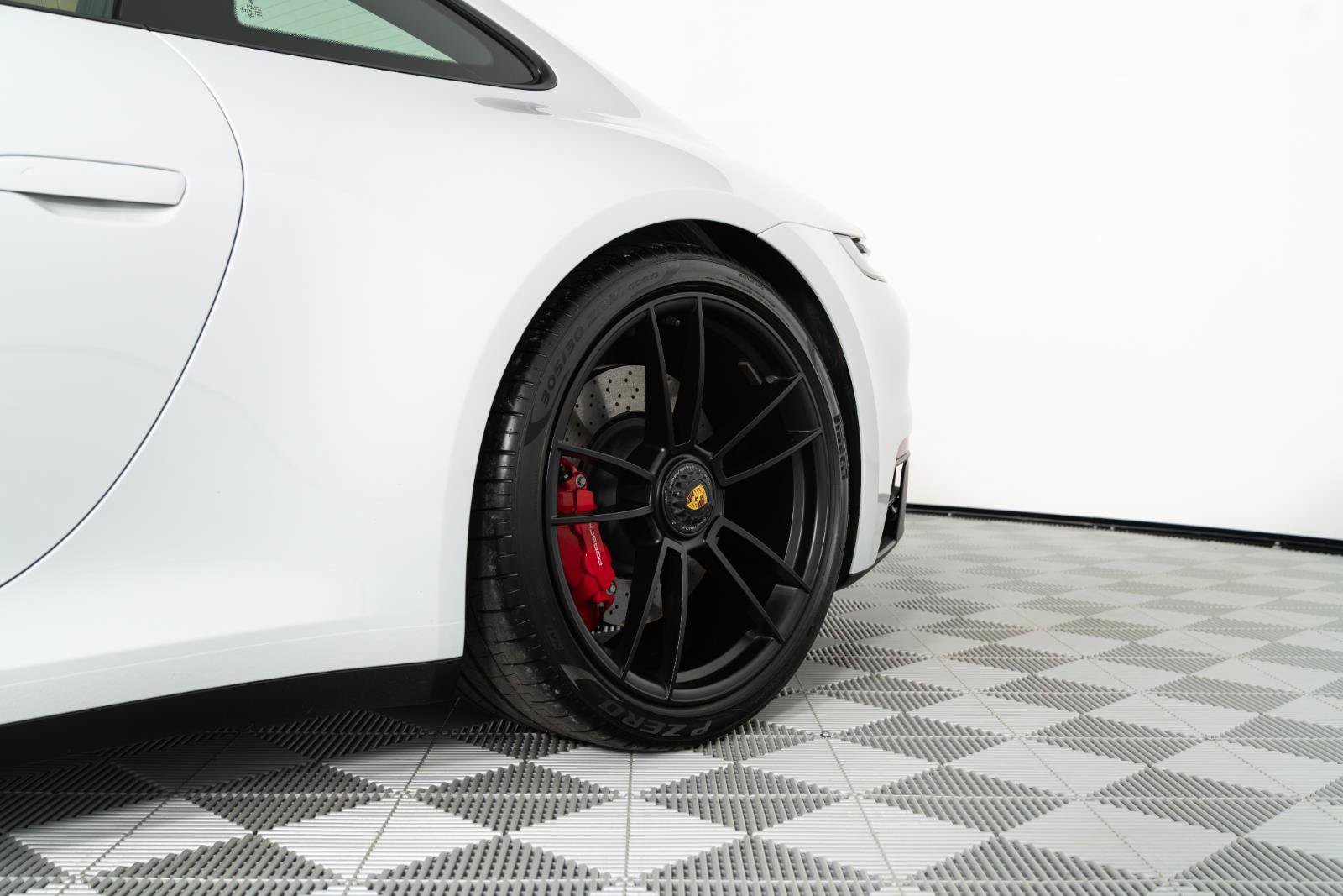 Used 2023 Porsche 911 Carrera GTS RWD image 19