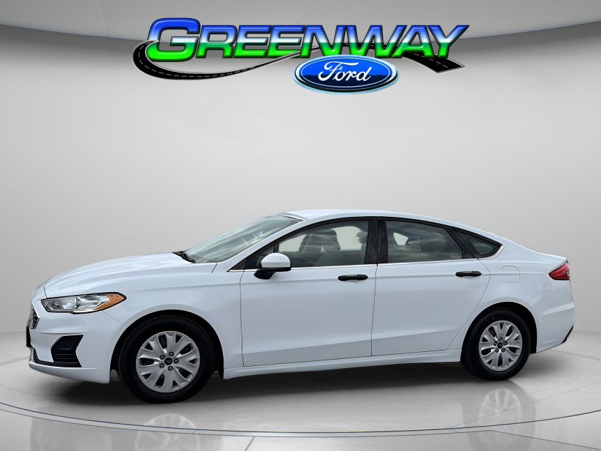 Used 2019 Ford Fusion S FWD image 1