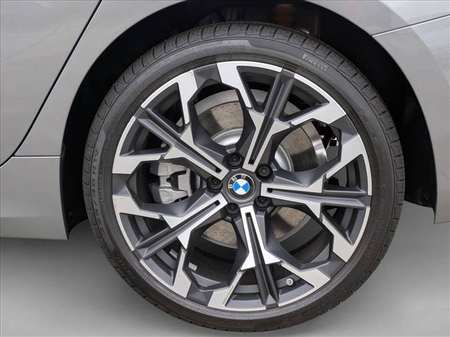 Used 2026 BMW 330i xDrive Sedan w/ Premium Package AWD/4WD image 10