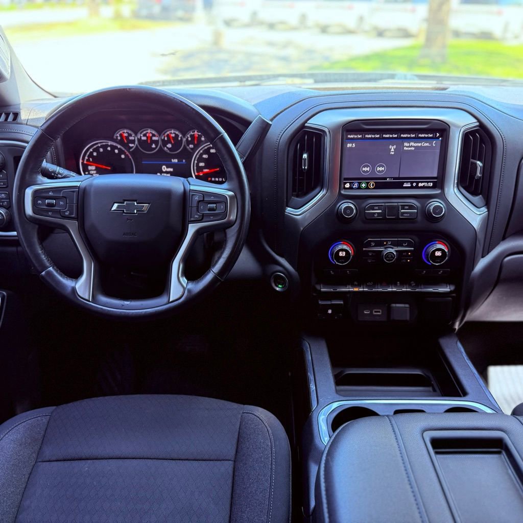 Used 2021 Chevrolet Silverado 1500 RST image 9