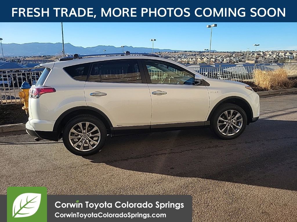Used 2018 Toyota RAV4 Limited image 9