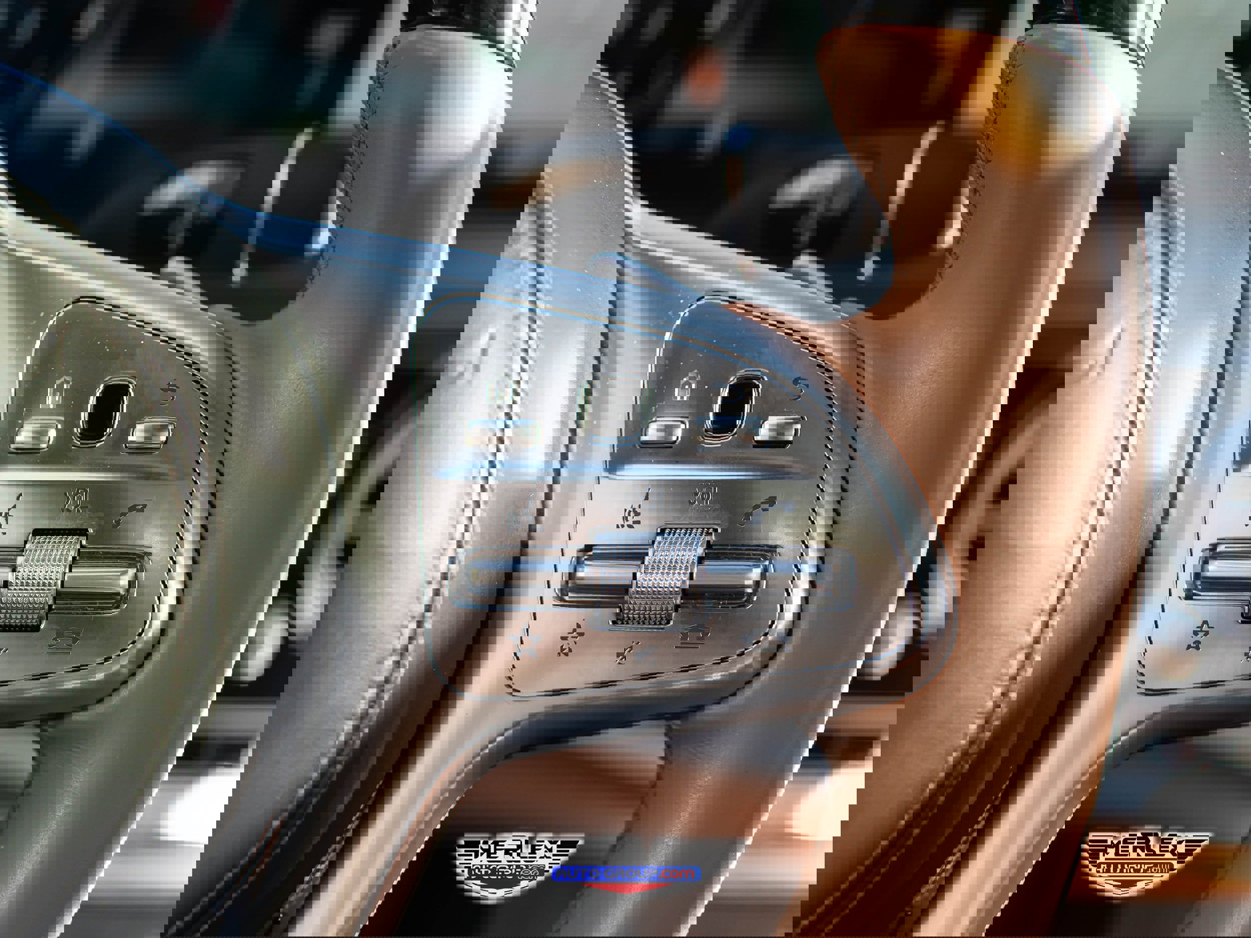 Used 2019 Mercedes-Benz S 560 4MATIC Sedan w/ Premium Package image 26