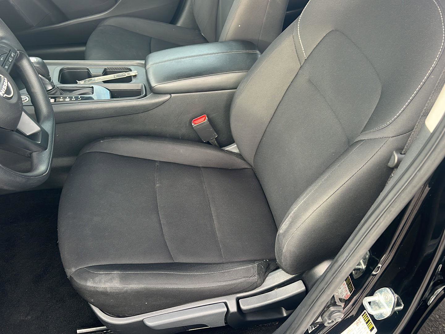 Used 2024 Nissan Sentra S image 29