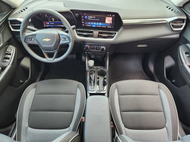 Used 2025 Chevrolet TrailBlazer LS w/ LS Convenience Package FWD image 26