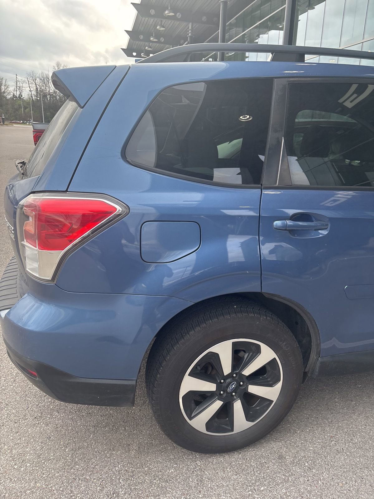 Used 2017 Subaru Forester 2.5i Premium image 23