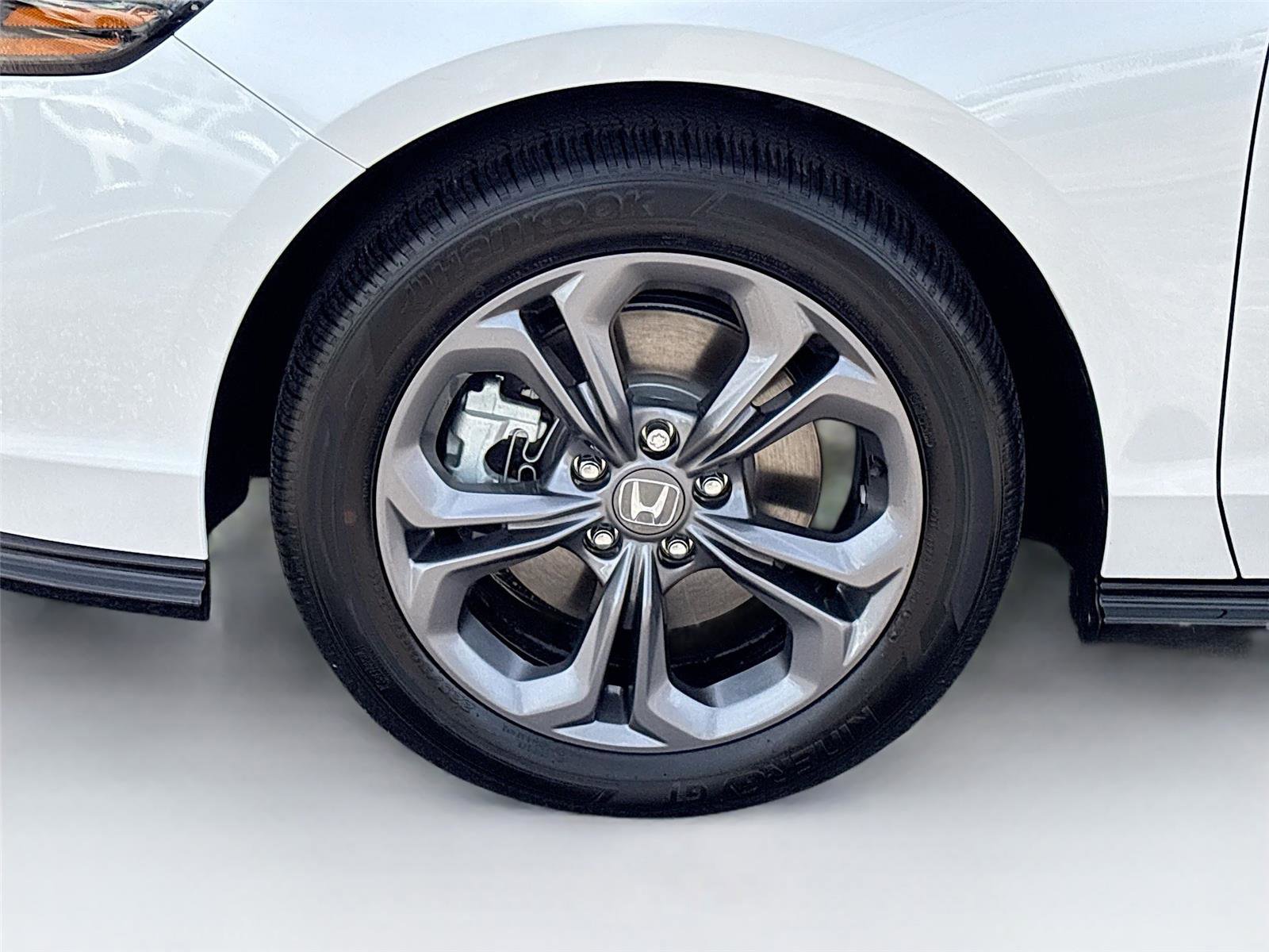 Certified 2025 Honda Accord EX-L image 35