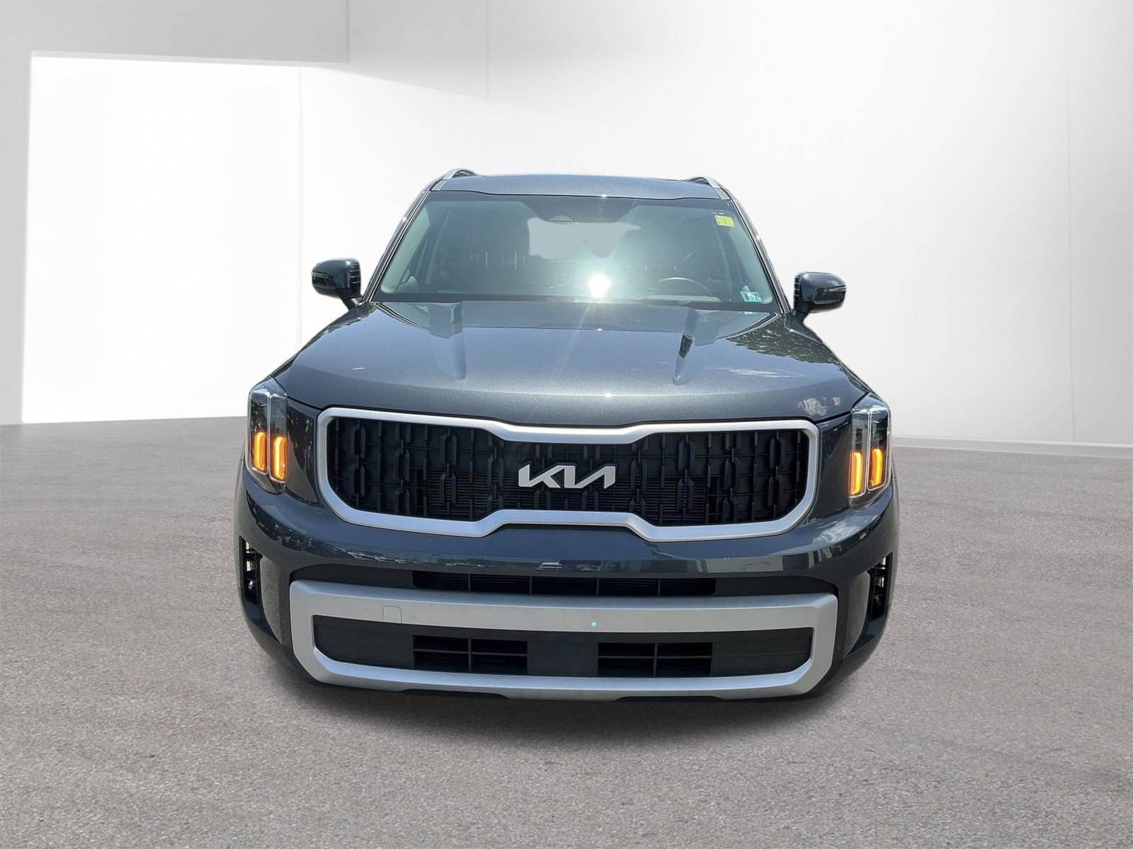 Certified 2024 Kia Telluride EX w/ EX Captain's Chair Package AWD/4WD image 8