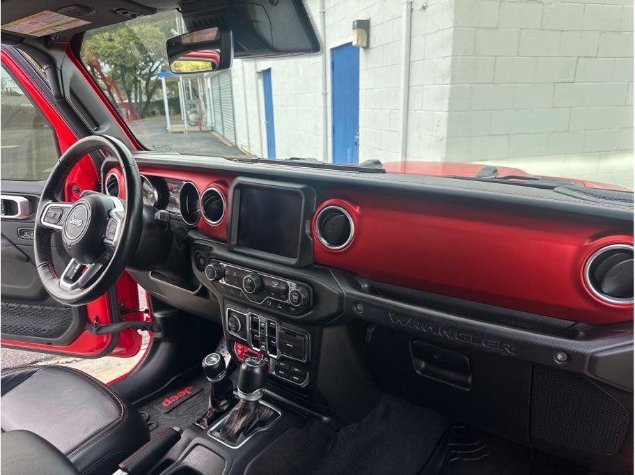 Used 2021 Jeep Wrangler Unlimited Rubicon image 37