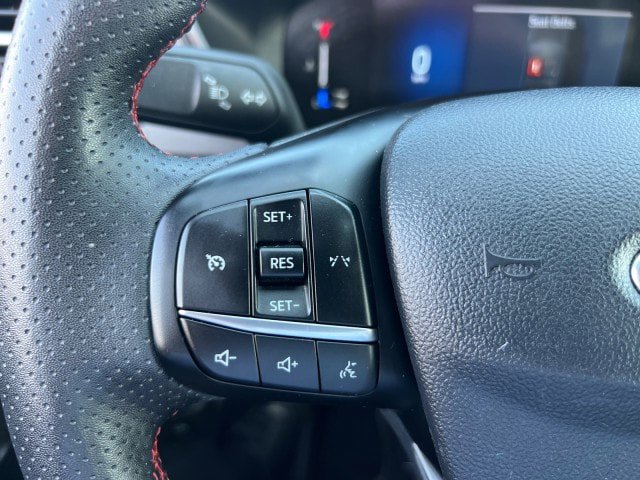 Certified 2024 Ford Escape ST-Line AWD/4WD image 18
