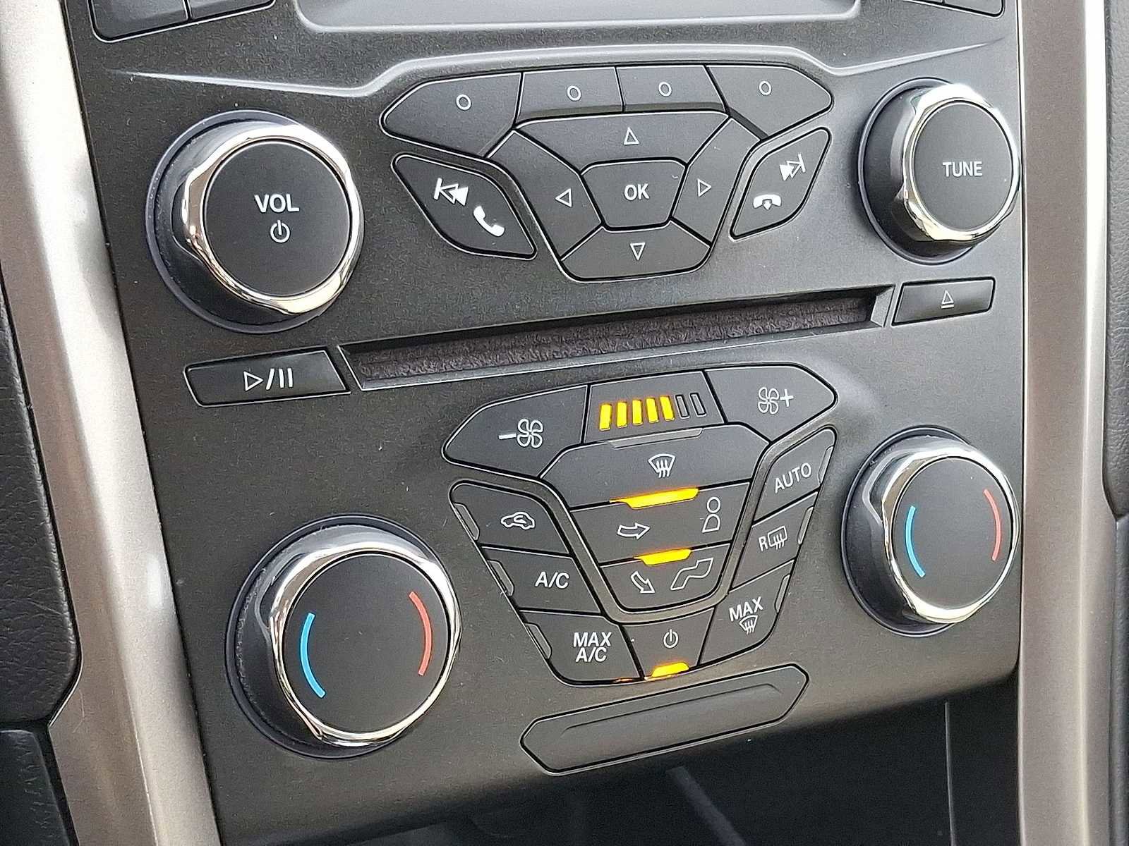 Used 2018 Ford Fusion S image 23