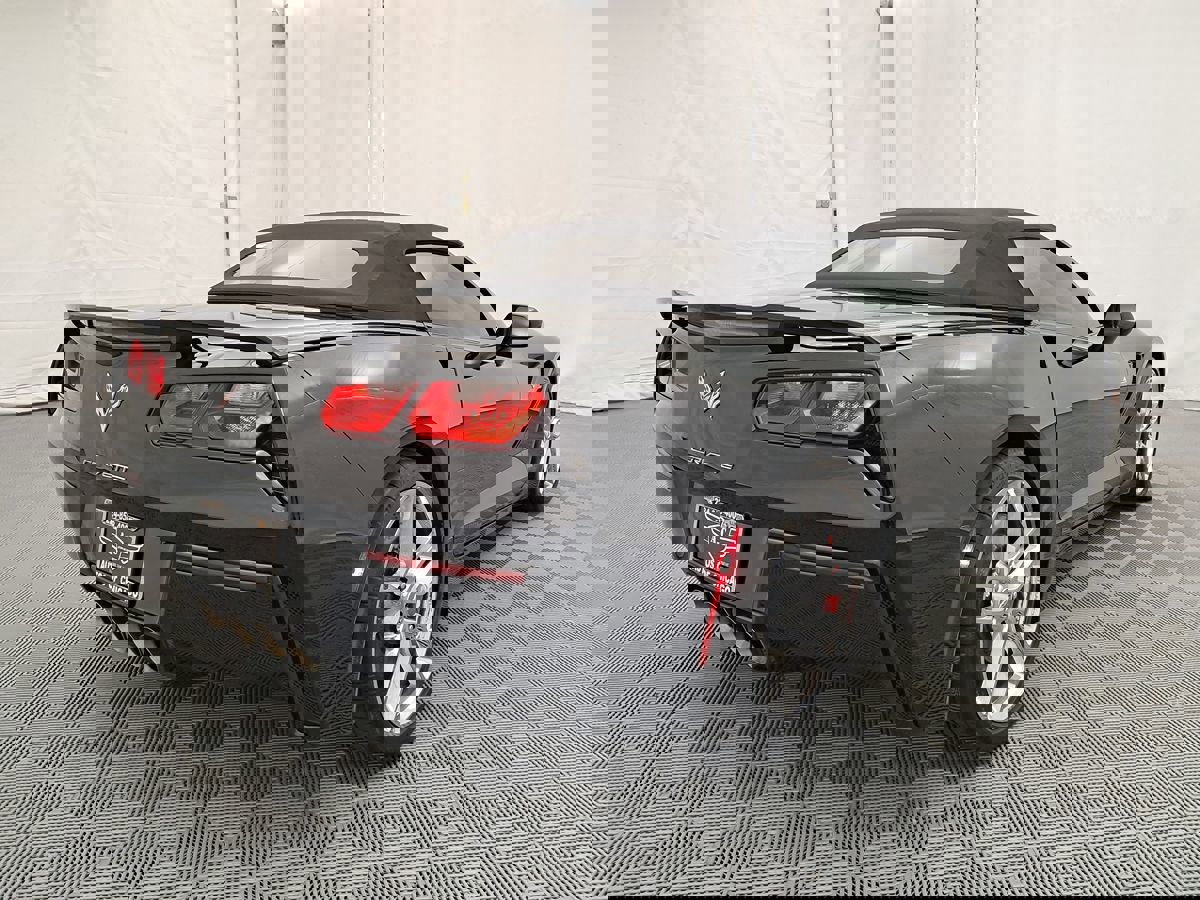 Used 2018 Chevrolet Corvette Stingray Convertible w/ 1LT image 4
