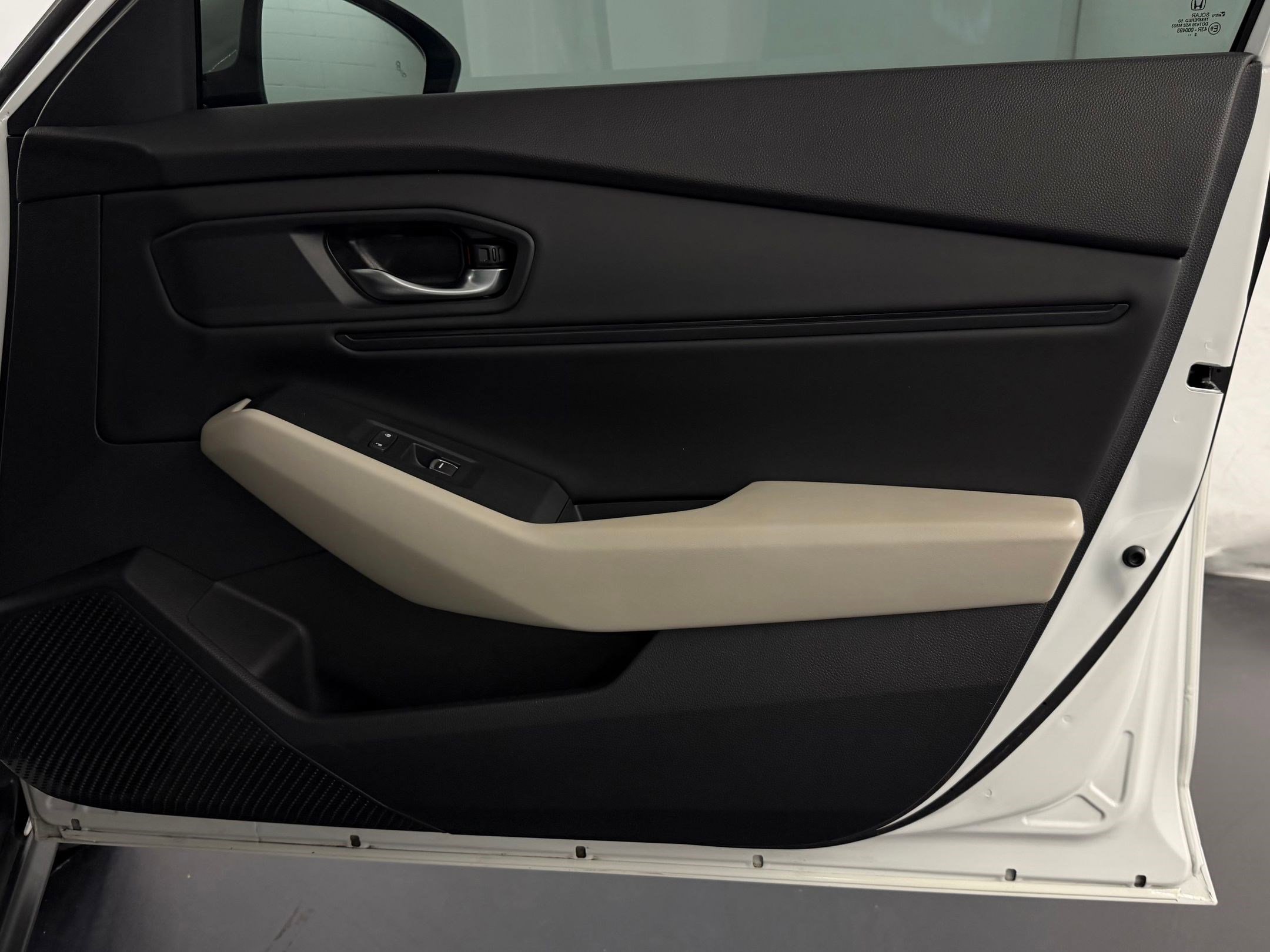 Certified 2023 Honda Accord EX image 35