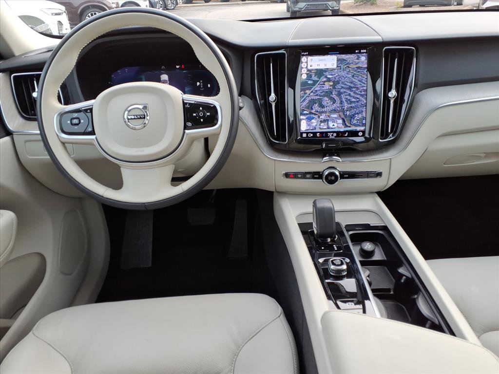 Certified 2023 Volvo XC60 B5 Plus w/ Climate Package image 13