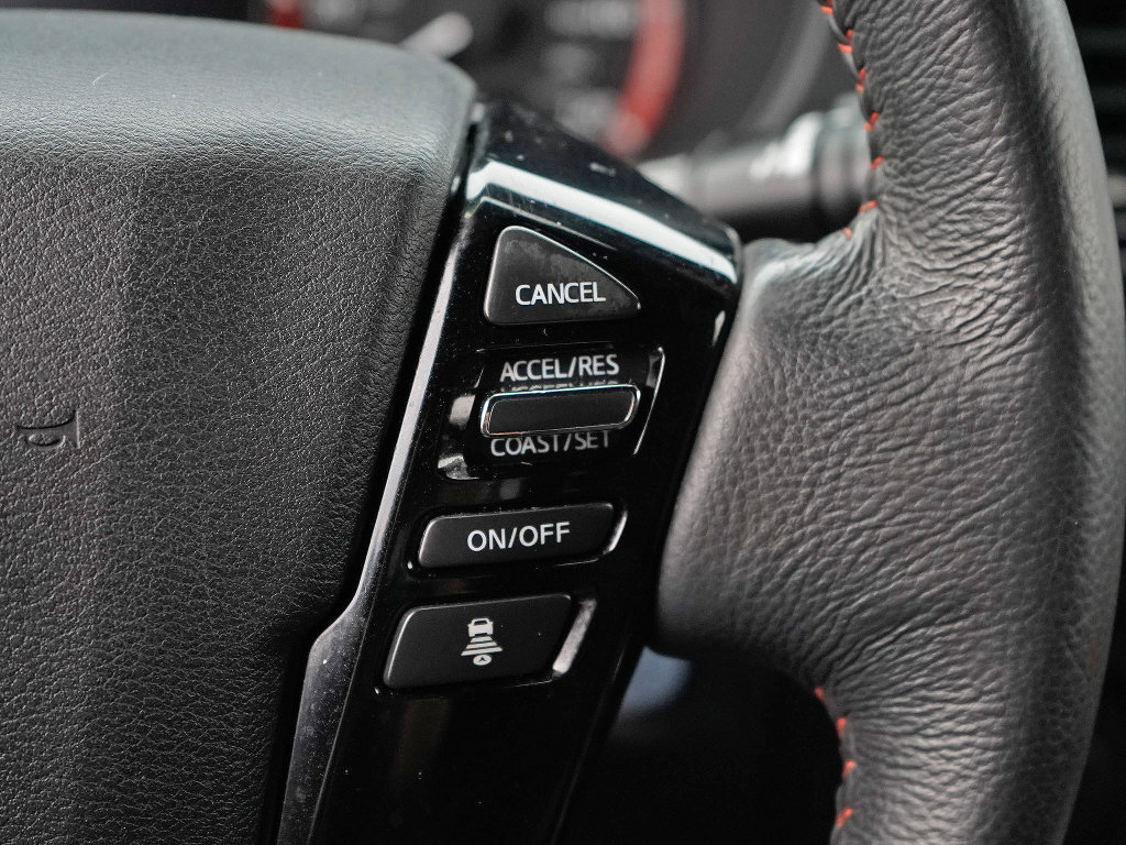 Used 2022 Nissan Frontier Pro-X image 12