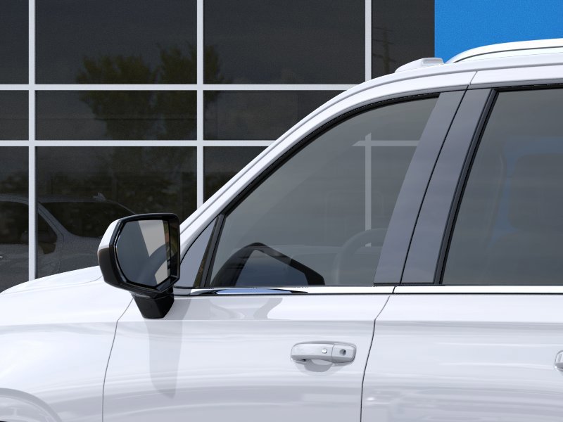 New 2026 Chevrolet Suburban LT image 12