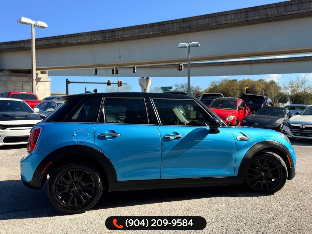 Used 2019 MINI Cooper 4-Door Hardtop image 9