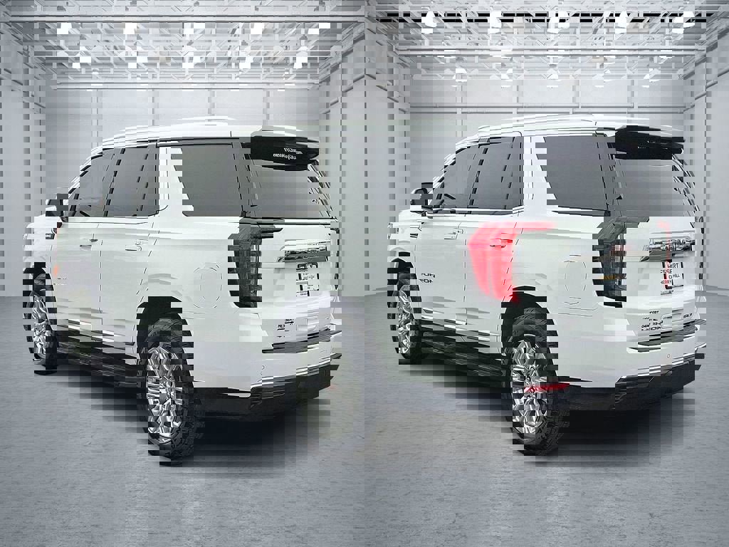 Certified 2024 GMC Yukon SLT w/ SLT Luxury Package image 7