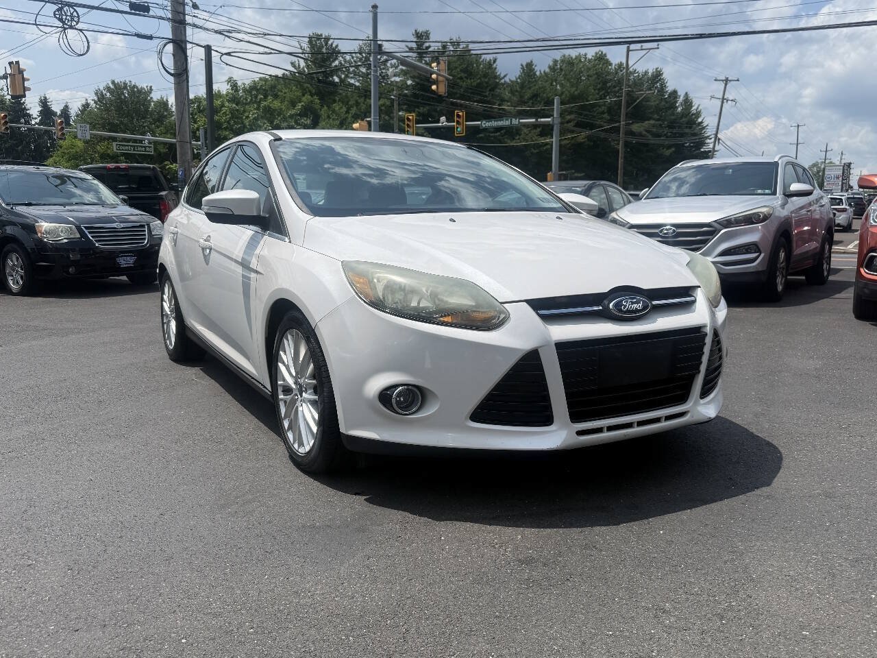 Used 2014 Ford Focus Titanium FWD image 1
