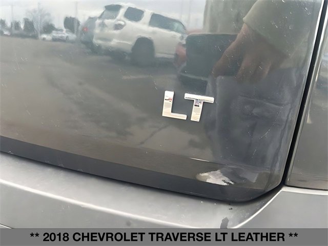 Used 2018 Chevrolet Traverse LT w/ LPO, Black Accent Package image 13
