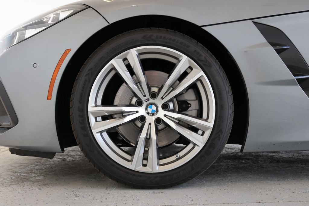 Used 2025 BMW Z4 sDrive30i RWD image 40