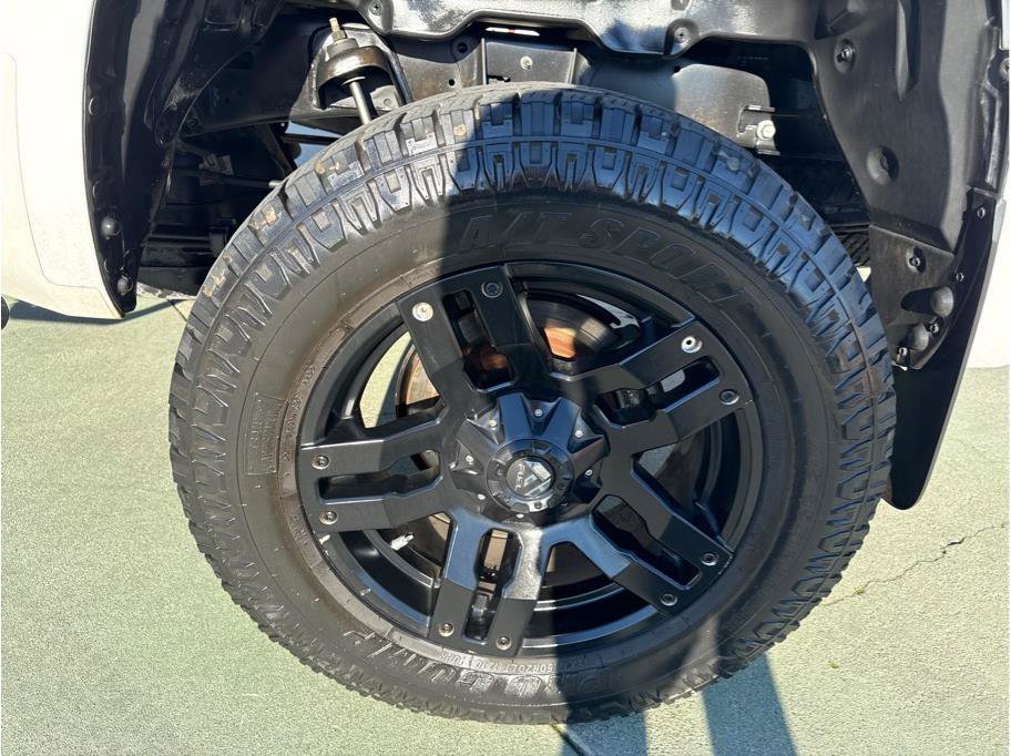 Used 2014 Toyota Tundra SR5 image 11