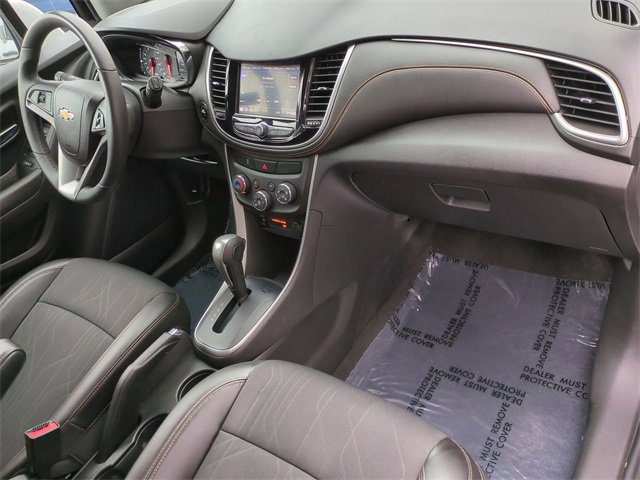 Certified 2022 Chevrolet Trax LT w/ Sport Edition image 27