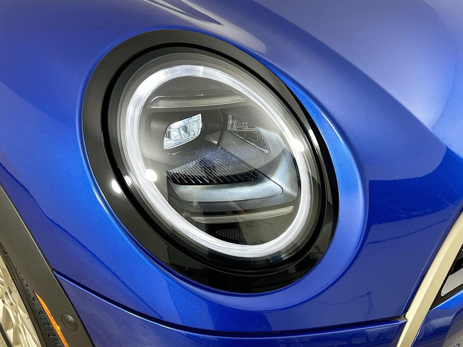 Certified 2026 MINI Cooper S FWD image 9