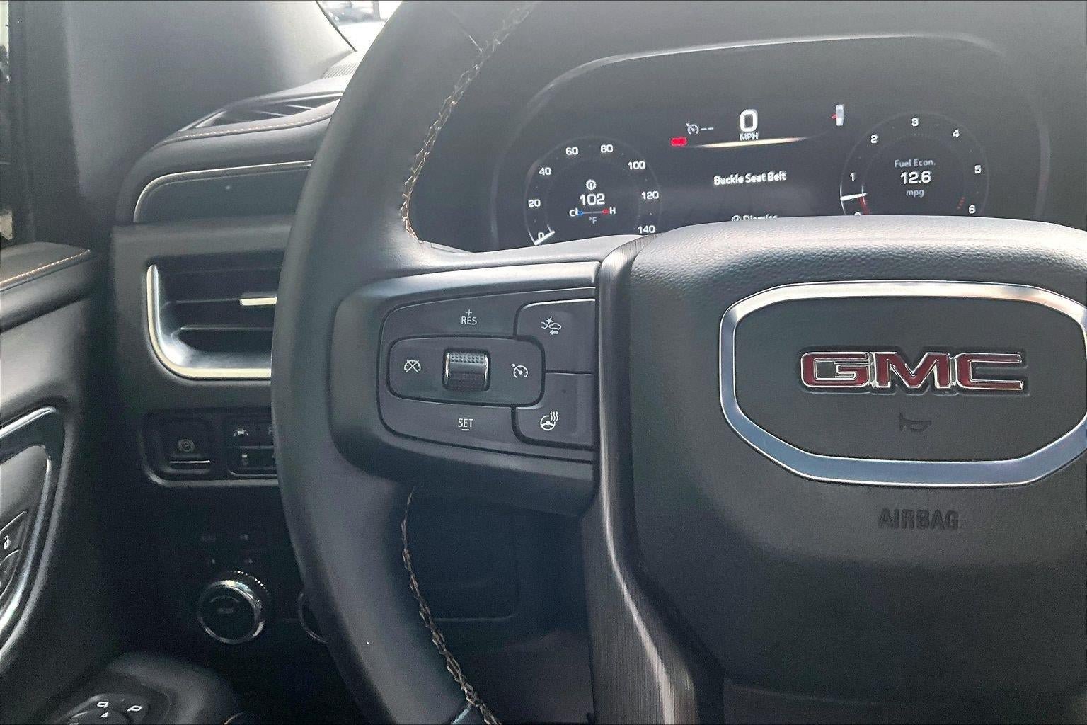 Used 2024 GMC Yukon AT4 AWD/4WD image 17