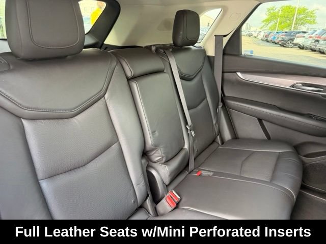 Used 2017 Cadillac XT5 Luxury w/ Driver Awareness Package AWD/4WD image 18