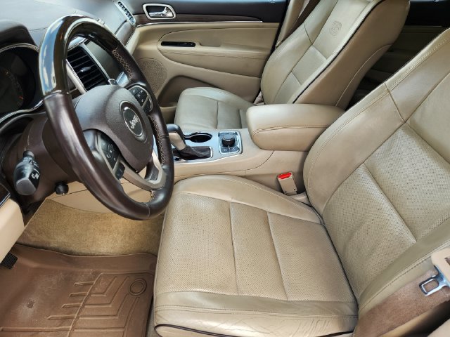 Used 2016 Jeep Grand Cherokee Overland AWD/4WD image 16