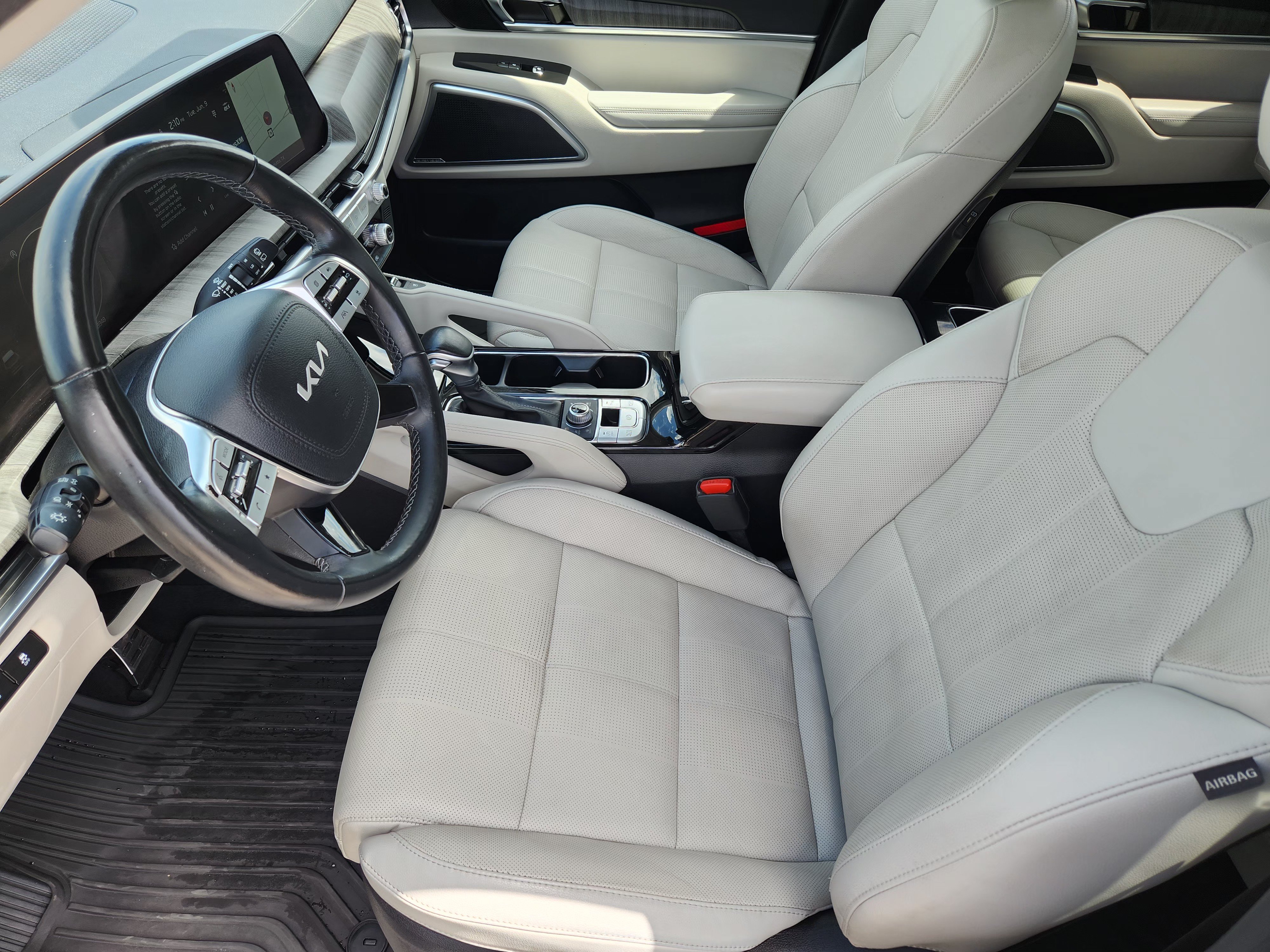 Used 2023 Kia Telluride SX AWD/4WD image 11