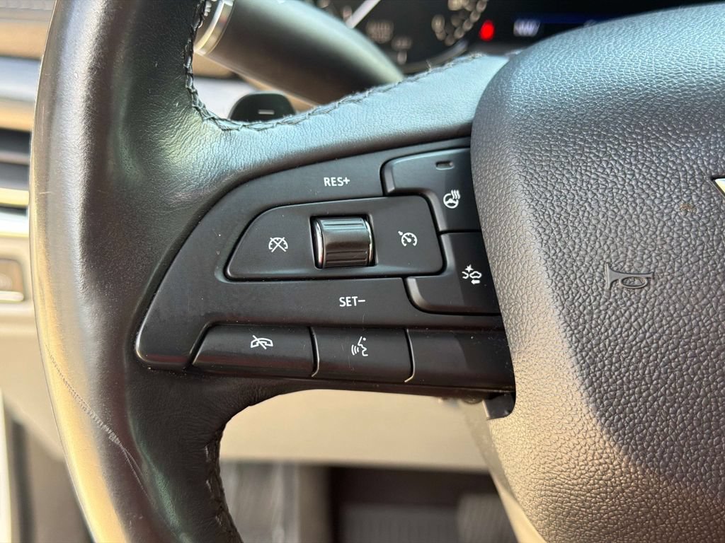 Used 2019 Cadillac XT4 Premium Luxury w/ Cold Weather Package FWD image 31