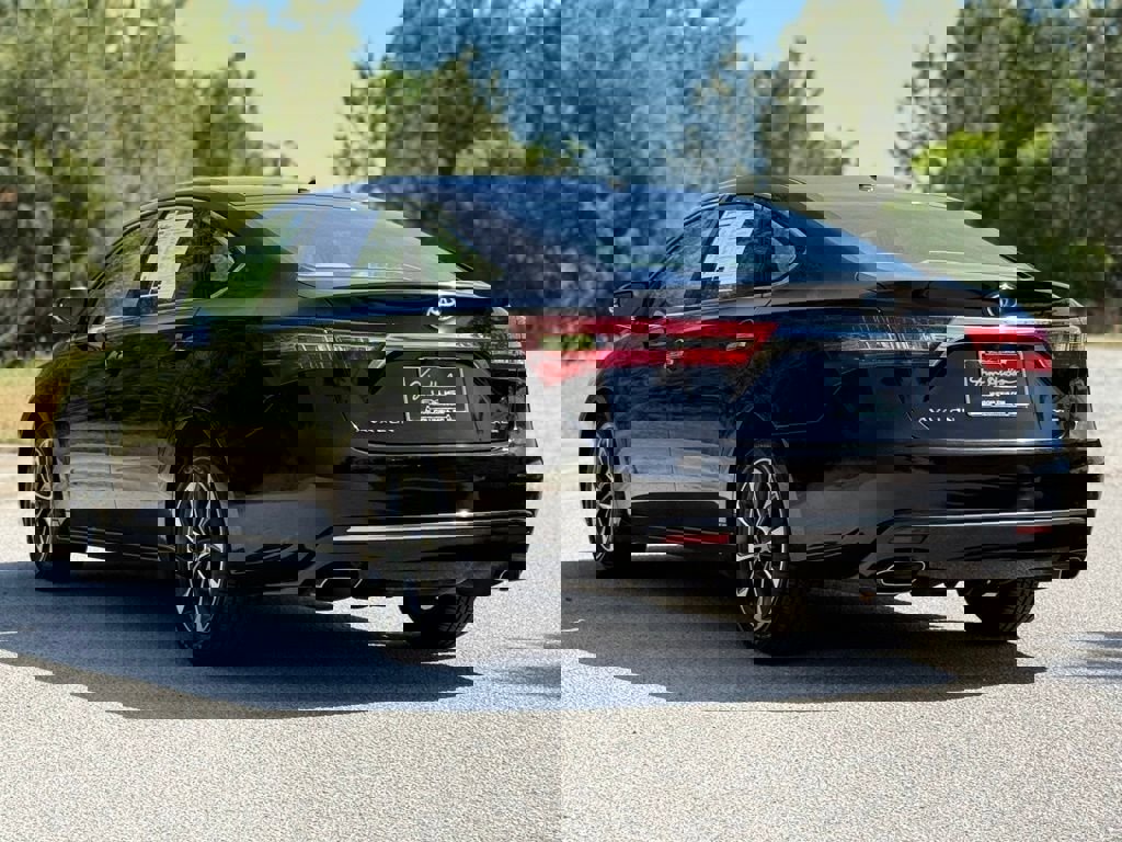 Used 2017 Toyota Avalon XLE Premium FWD image 11