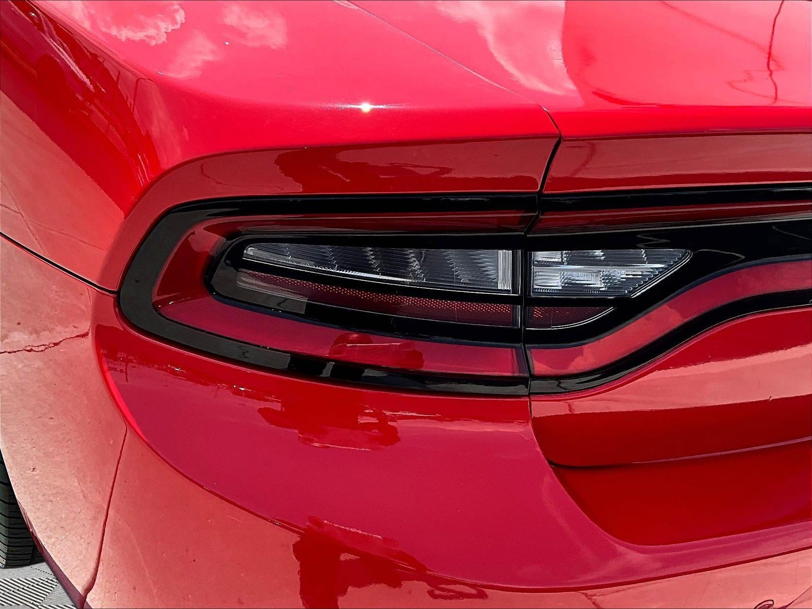 Used 2022 Dodge Charger SXT RWD image 23