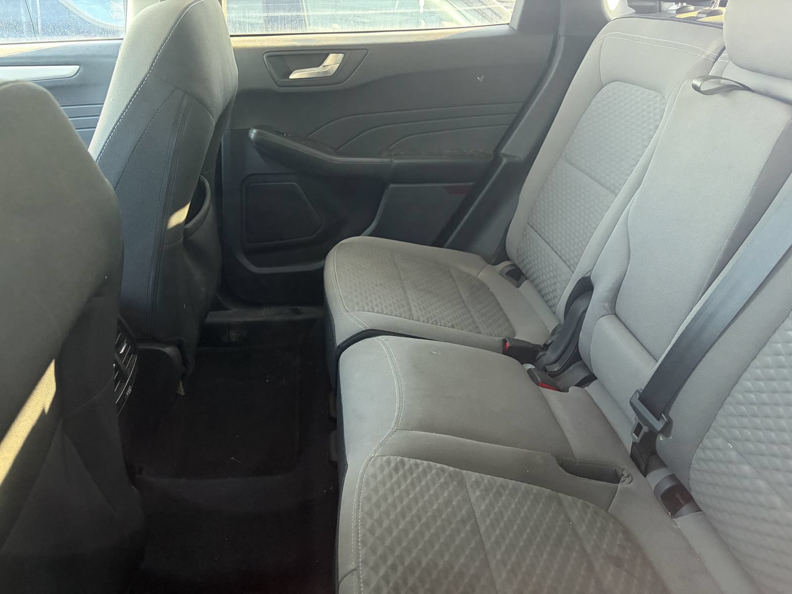 Used 2021 Ford Escape SE w/ SE Sport Appearance Package FWD image 12