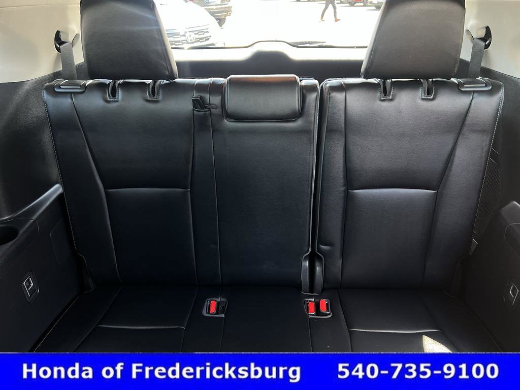 Used 2022 Toyota Highlander Platinum AWD/4WD image 33