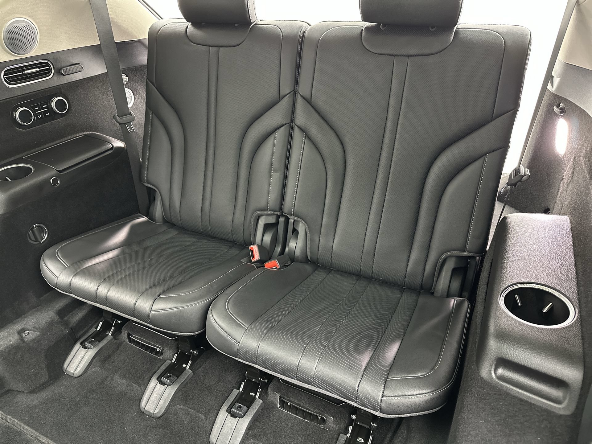 Certified 2026 Genesis GV80 2.5T Prestige AWD/4WD image 24