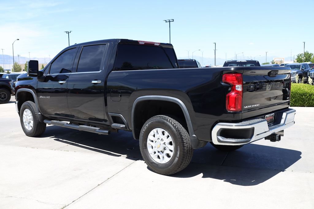 Used 2021 Chevrolet Silverado 2500 LTZ AWD/4WD image 4
