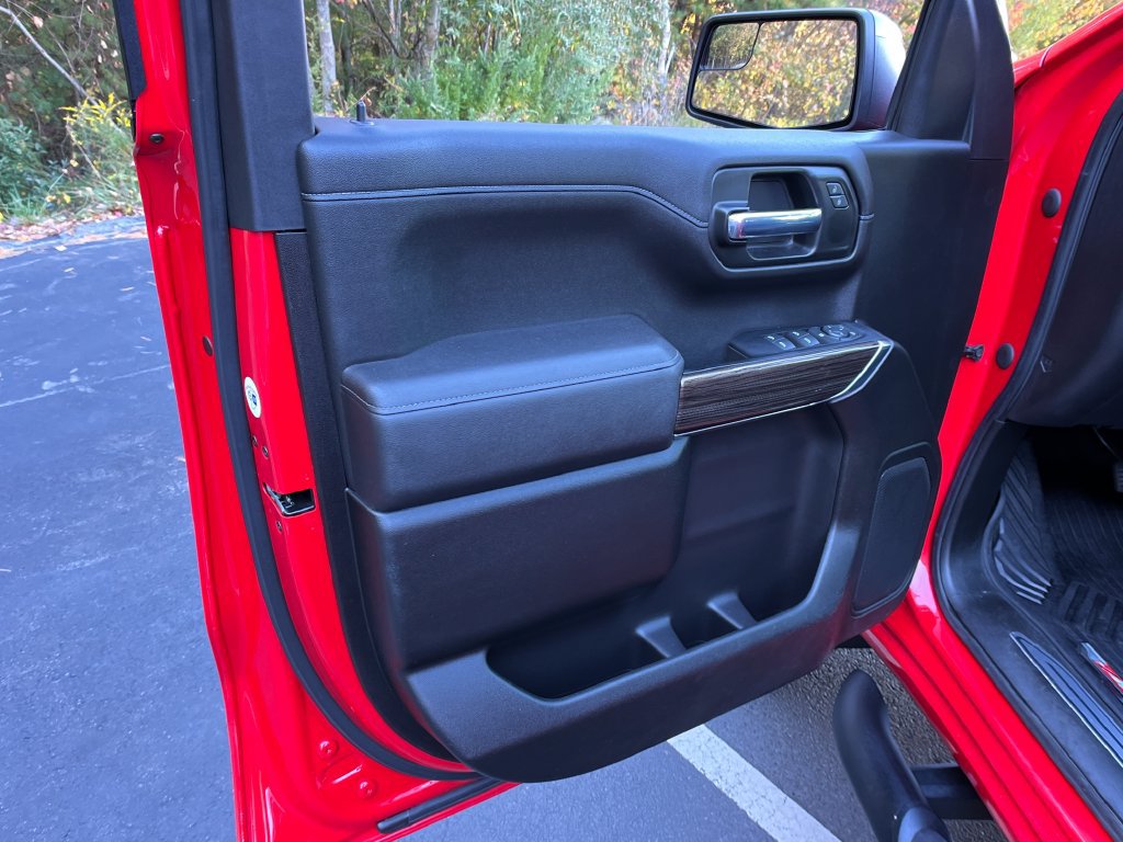 Used 2021 Chevrolet Silverado 1500 LT Trail Boss w/ Bed Protection Package AWD/4WD image 11