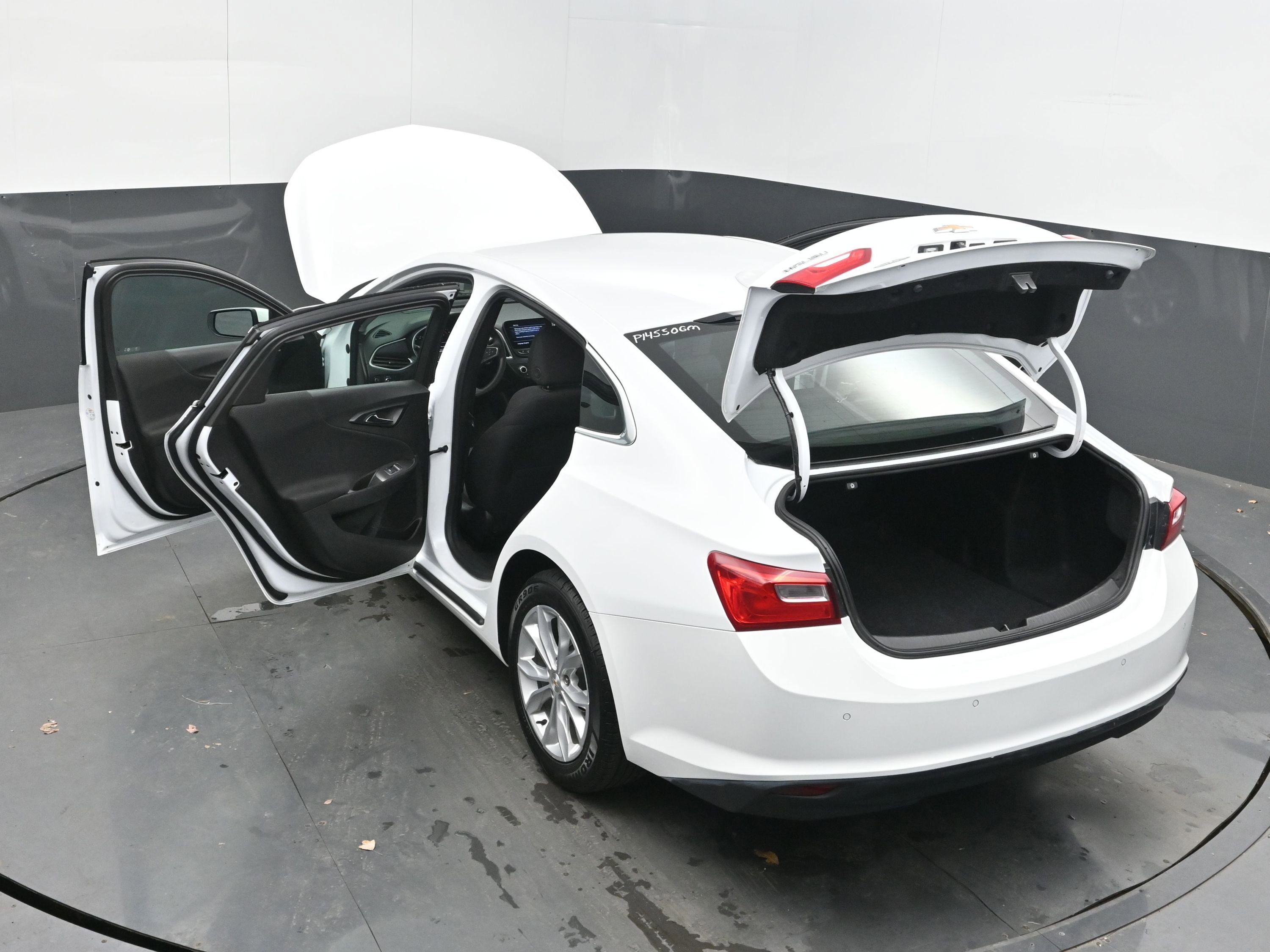 Used 2024 Chevrolet Malibu LT image 44